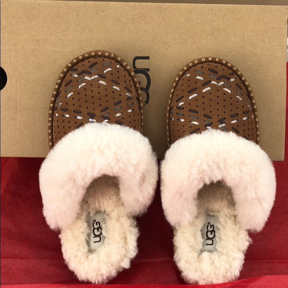 Ugg Aire Tehuano Slippers